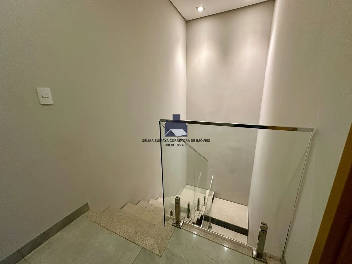 Casa de Condomínio com 4 quartos à venda, 219m² — foto 13 de 20