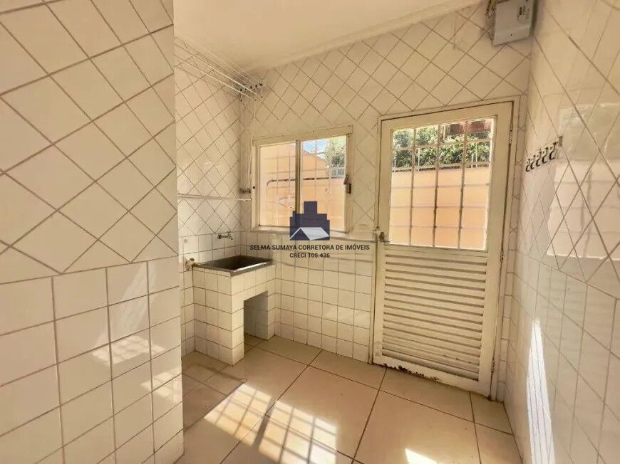 Casa com 3 quartos à venda, 224m² — foto 18 de 18