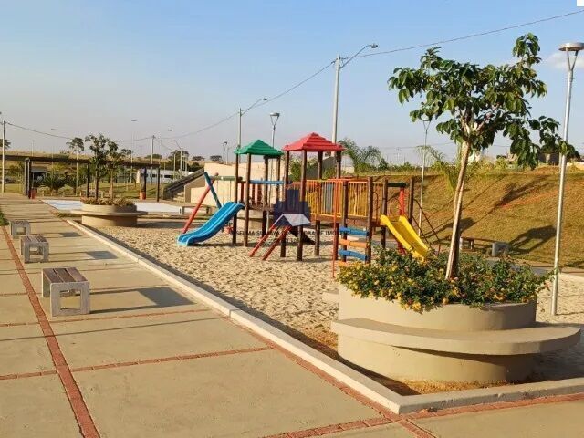 Terreno / Lote / Condomínio à venda, 300m² — foto 7 de 10