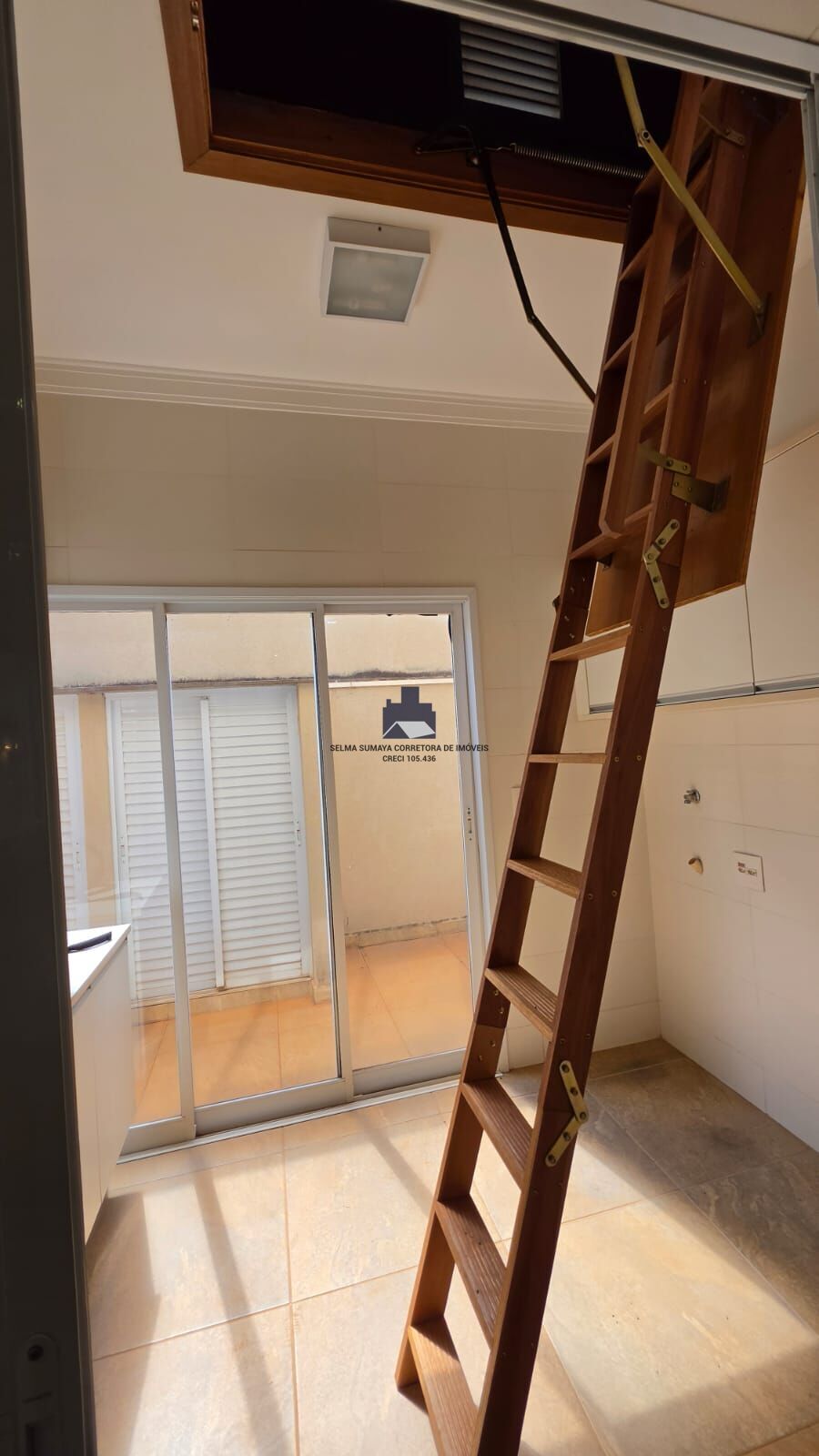 Casa de Condomínio com 3 quartos à venda, 250m² — foto 30 de 41