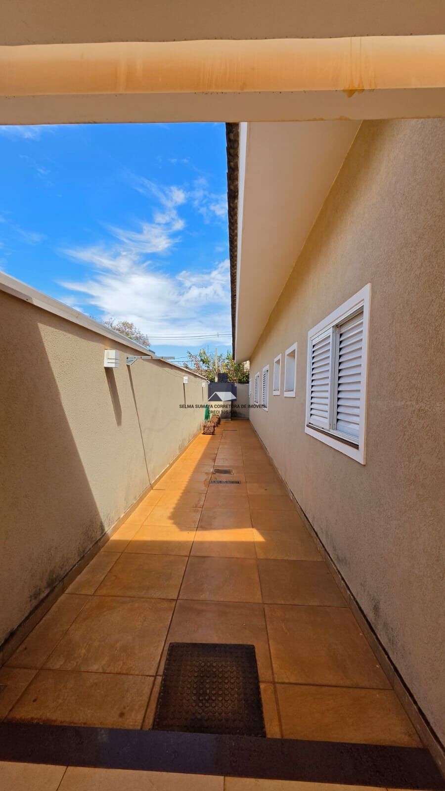 Casa de Condomínio com 3 quartos à venda, 250m² — foto 10 de 41