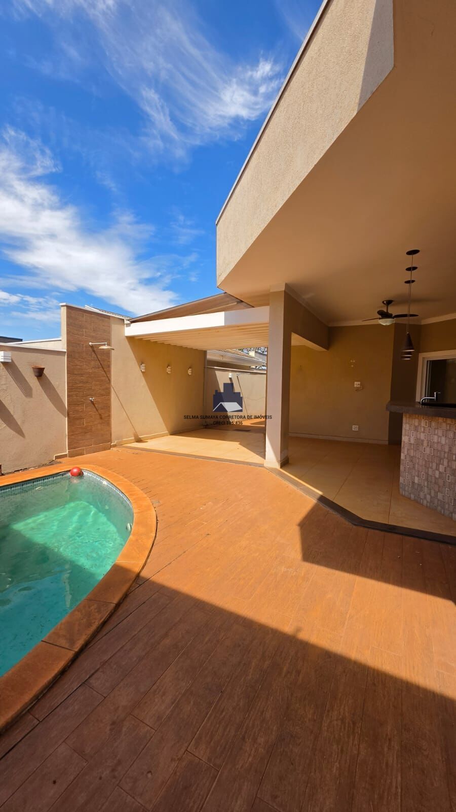 Casa de Condomínio com 3 quartos à venda, 250m² — foto 4 de 41