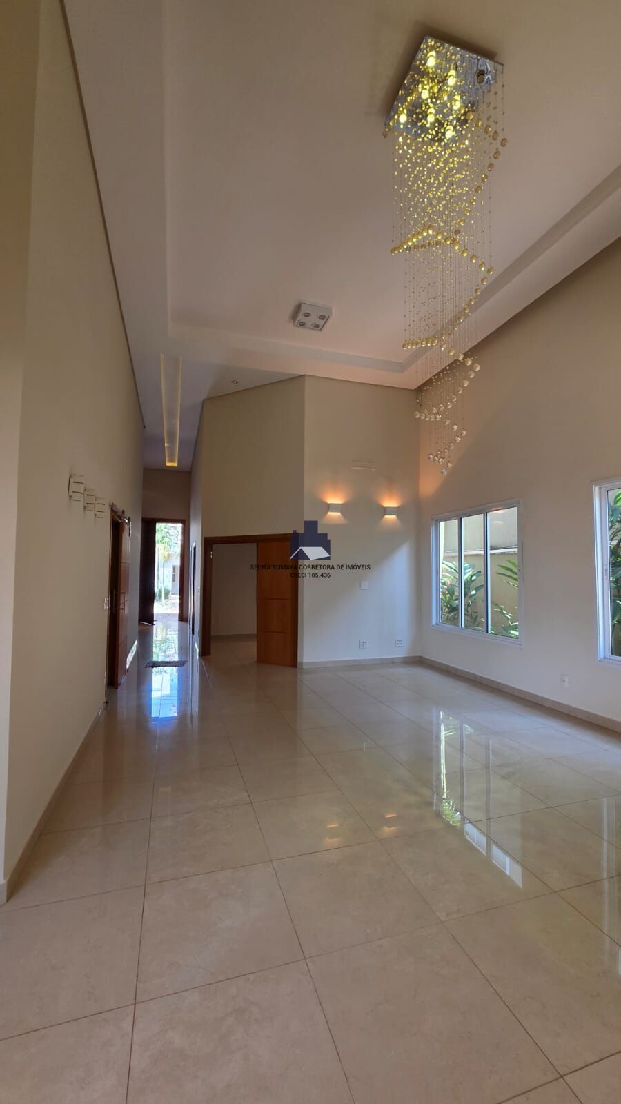 Casa de Condomínio com 3 quartos à venda, 250m² — foto 16 de 41