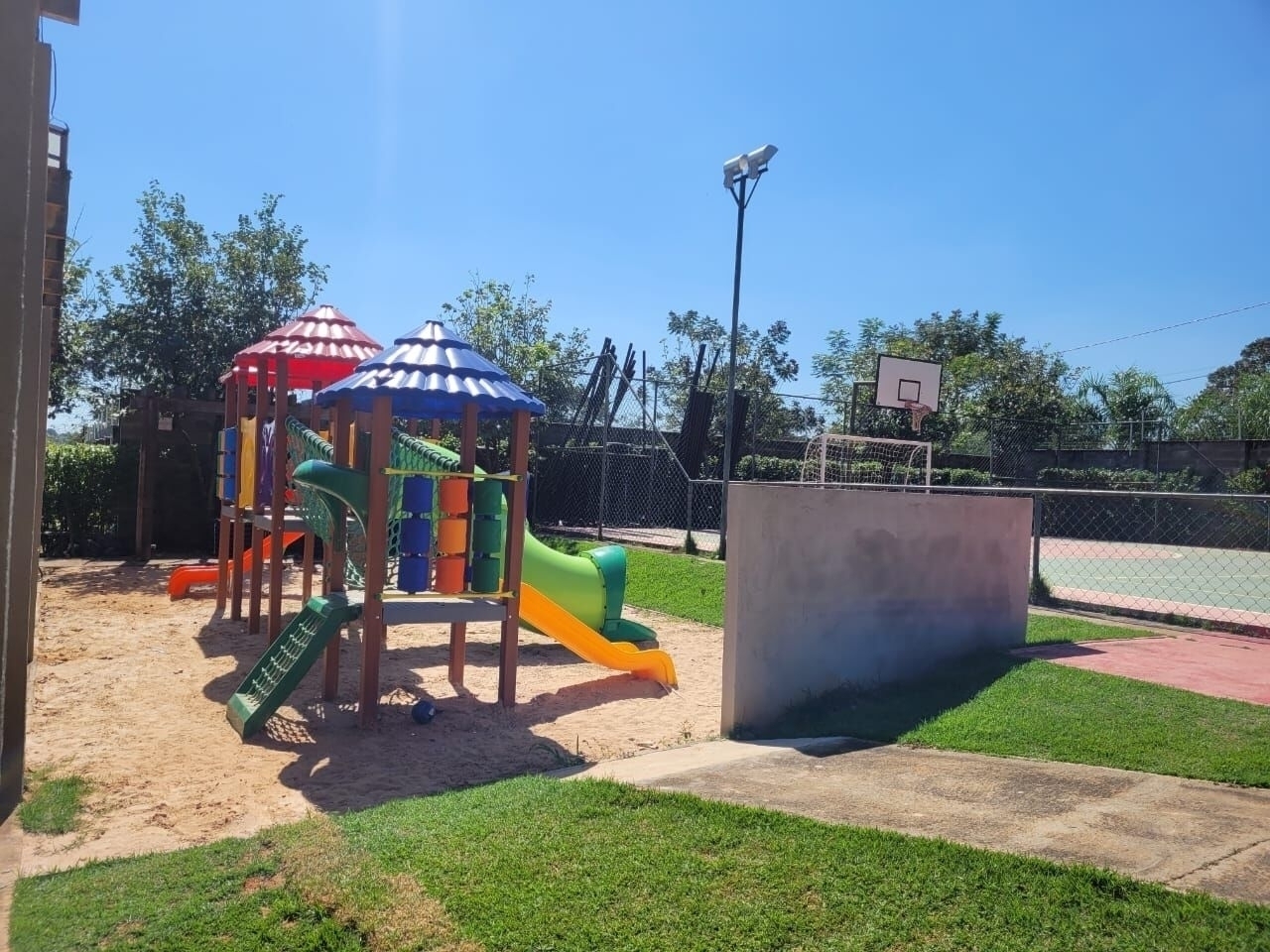 Terreno / Lote / Condomínio à venda, 327m² — foto 10 de 20