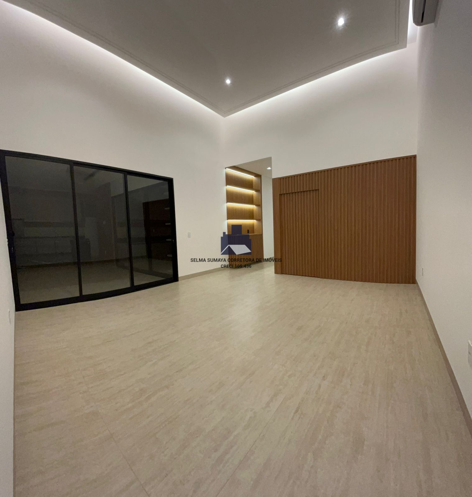 Casa de Condomínio com 3 quartos à venda, 240m² — foto 14 de 33