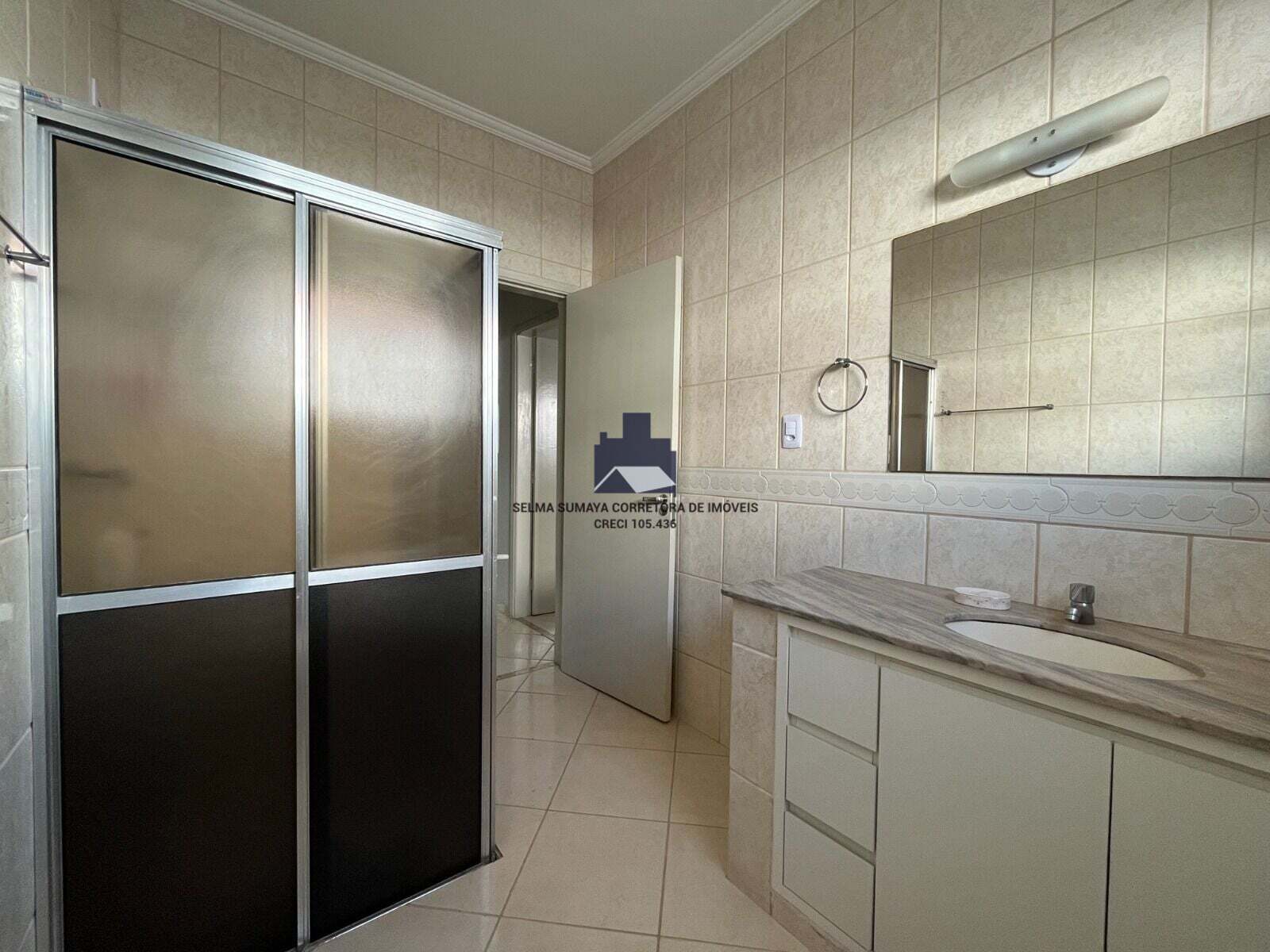 Casa com 3 quartos à venda, 236m² — foto 10 de 12