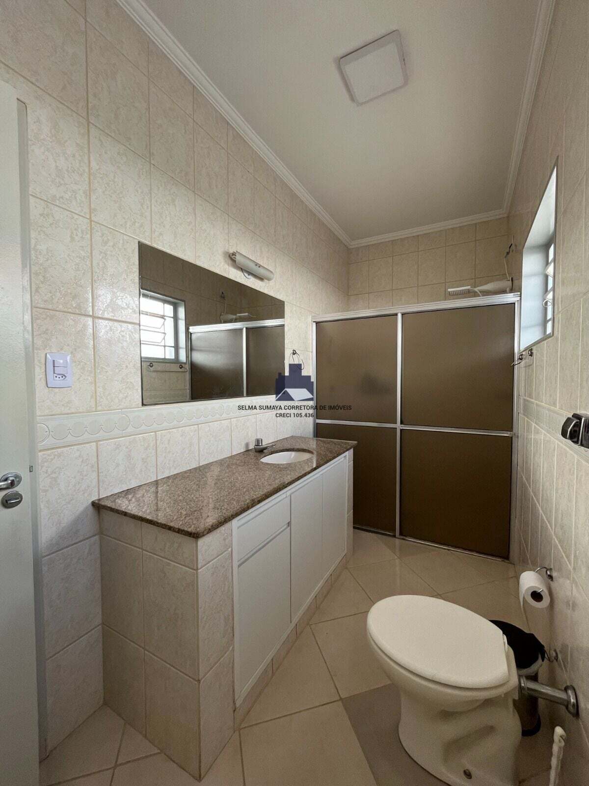 Casa com 3 quartos à venda, 236m² — foto 11 de 12