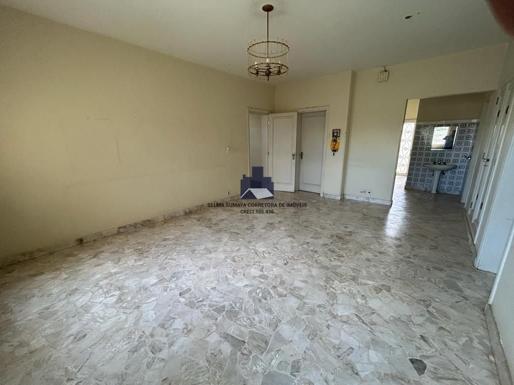 Casa com 6 quartos à venda, 750m² — foto 17 de 29
