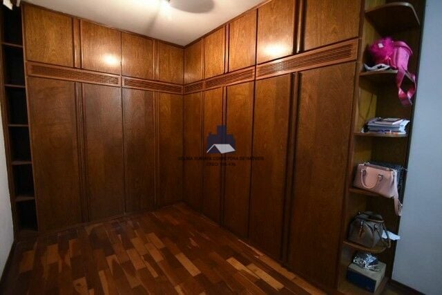 Casa com 4 quartos à venda, 277m² — foto 14 de 16