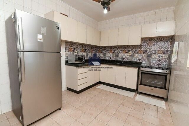Casa com 4 quartos à venda, 277m² — foto 12 de 16