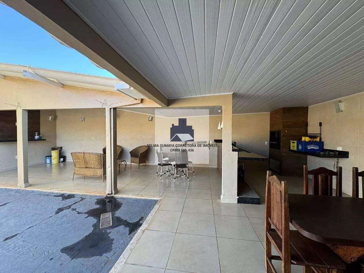 Casa com 4 quartos à venda, 300m² — foto 11 de 25