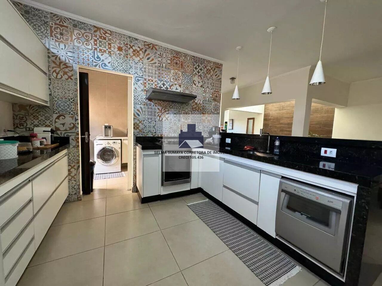 Casa com 4 quartos à venda, 300m² — foto 6 de 25
