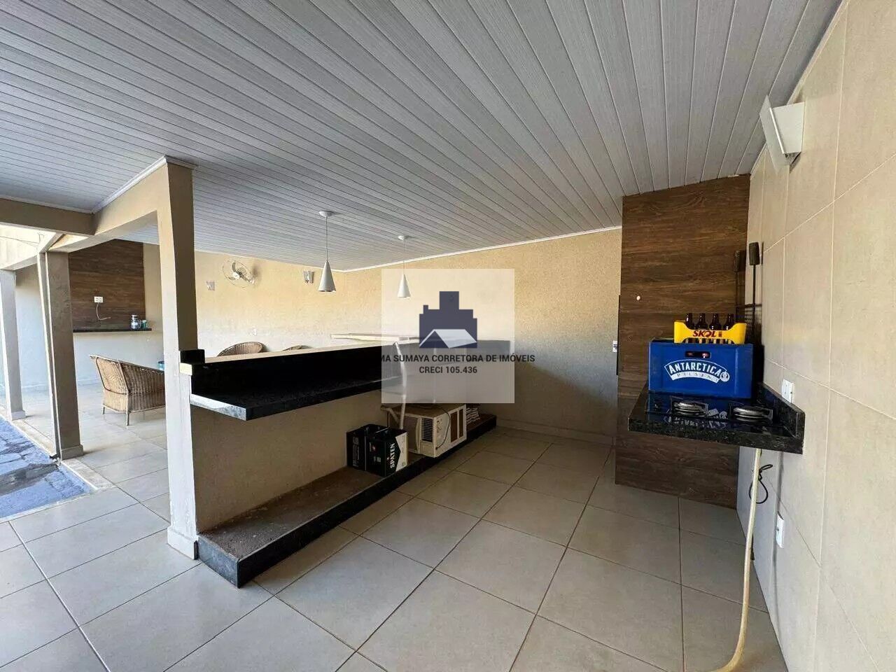 Casa com 4 quartos à venda, 300m² — foto 4 de 25