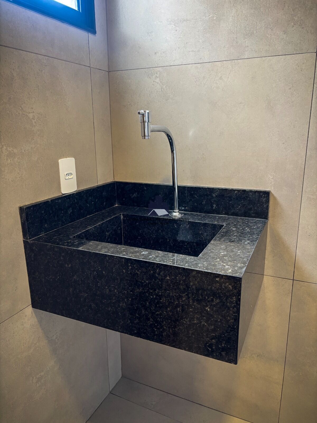 Casa com 3 quartos à venda, 70m² — foto 9 de 18