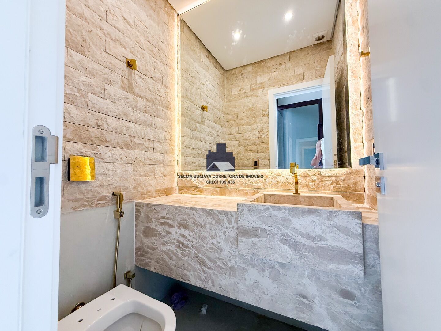 Casa de Condomínio com 3 quartos à venda, 220m² — foto 18 de 20