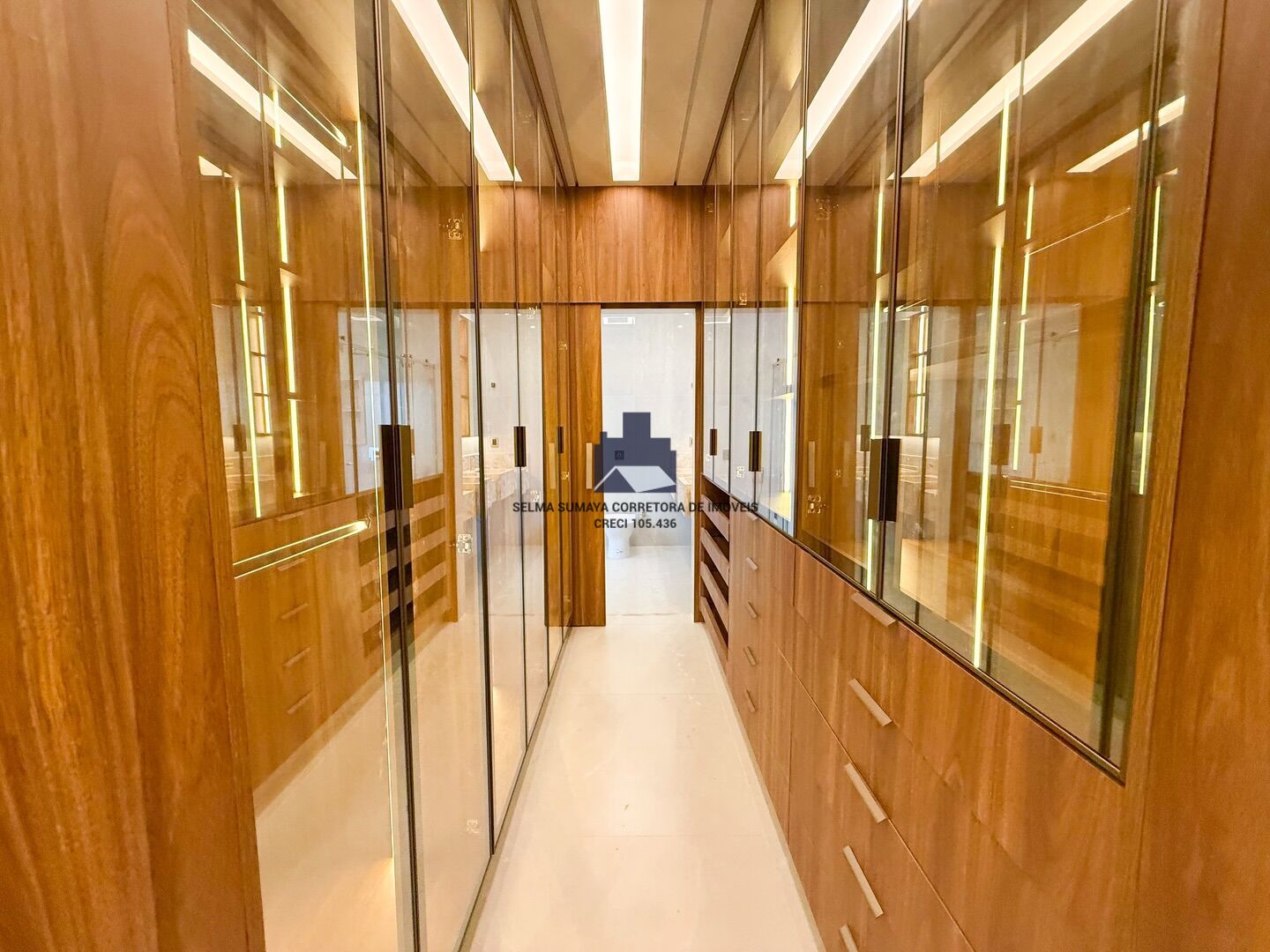 Casa de Condomínio com 3 quartos à venda, 220m² — foto 7 de 20
