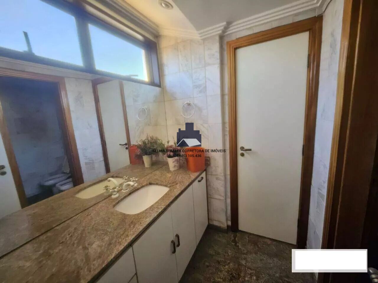 Apartamento com 4 quartos à venda, 375m² — foto 12 de 23