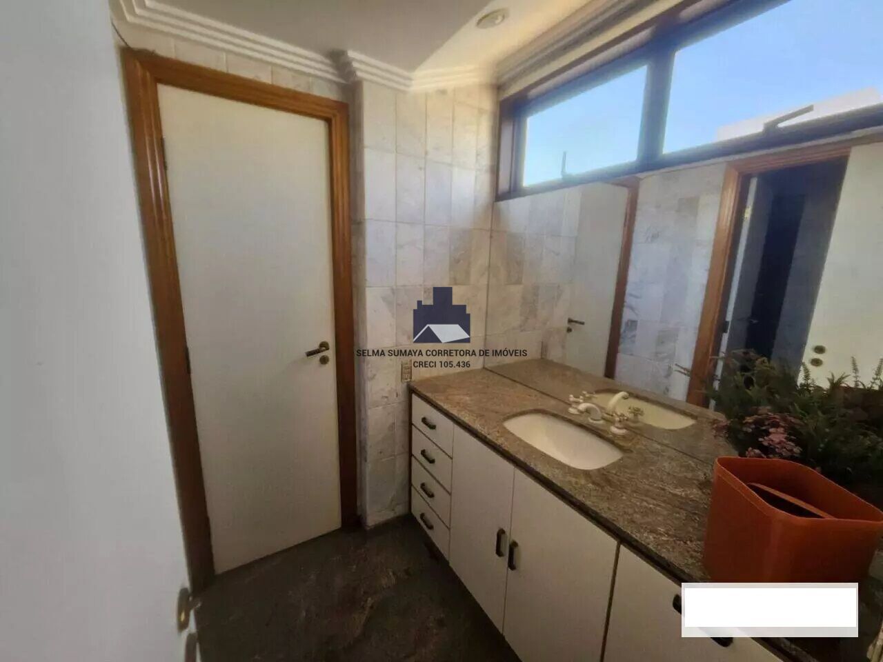 Apartamento com 4 quartos à venda, 375m² — foto 13 de 23