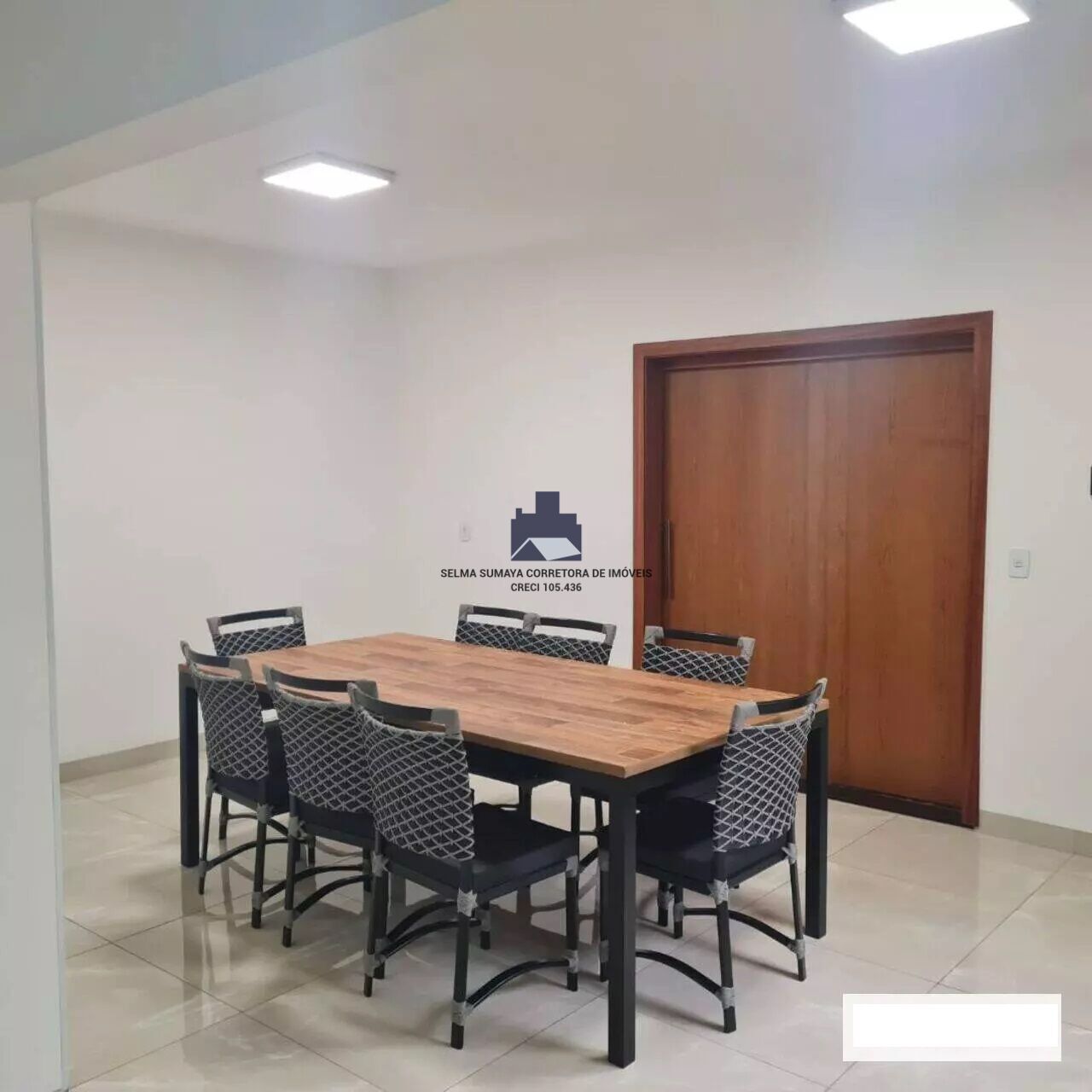 Casa com 3 quartos à venda, 190m² — foto 4 de 19