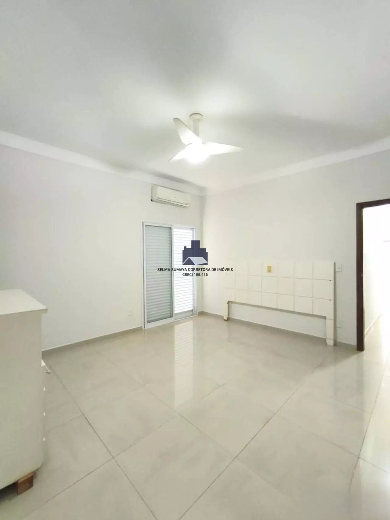 Casa de Condomínio com 3 quartos à venda, 234m² — foto 18 de 21