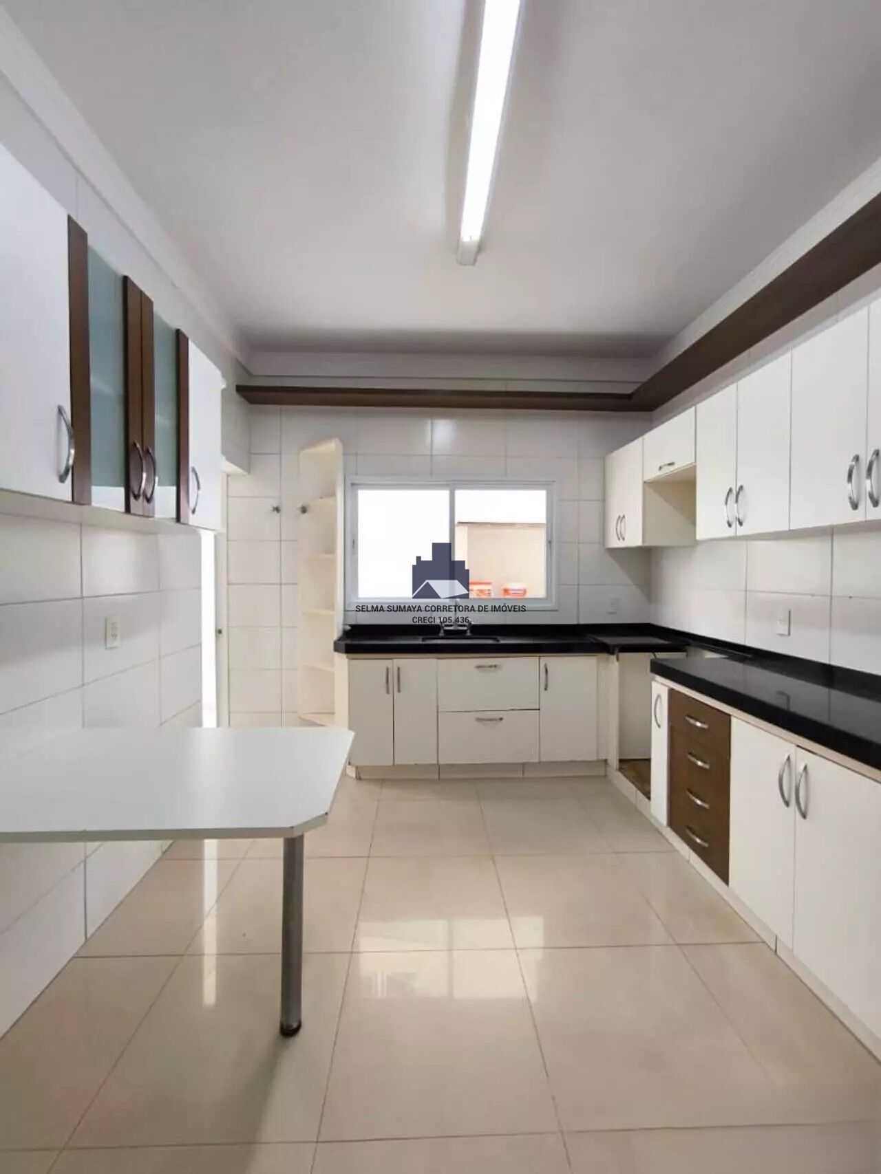 Casa de Condomínio com 3 quartos à venda, 234m² — foto 21 de 21