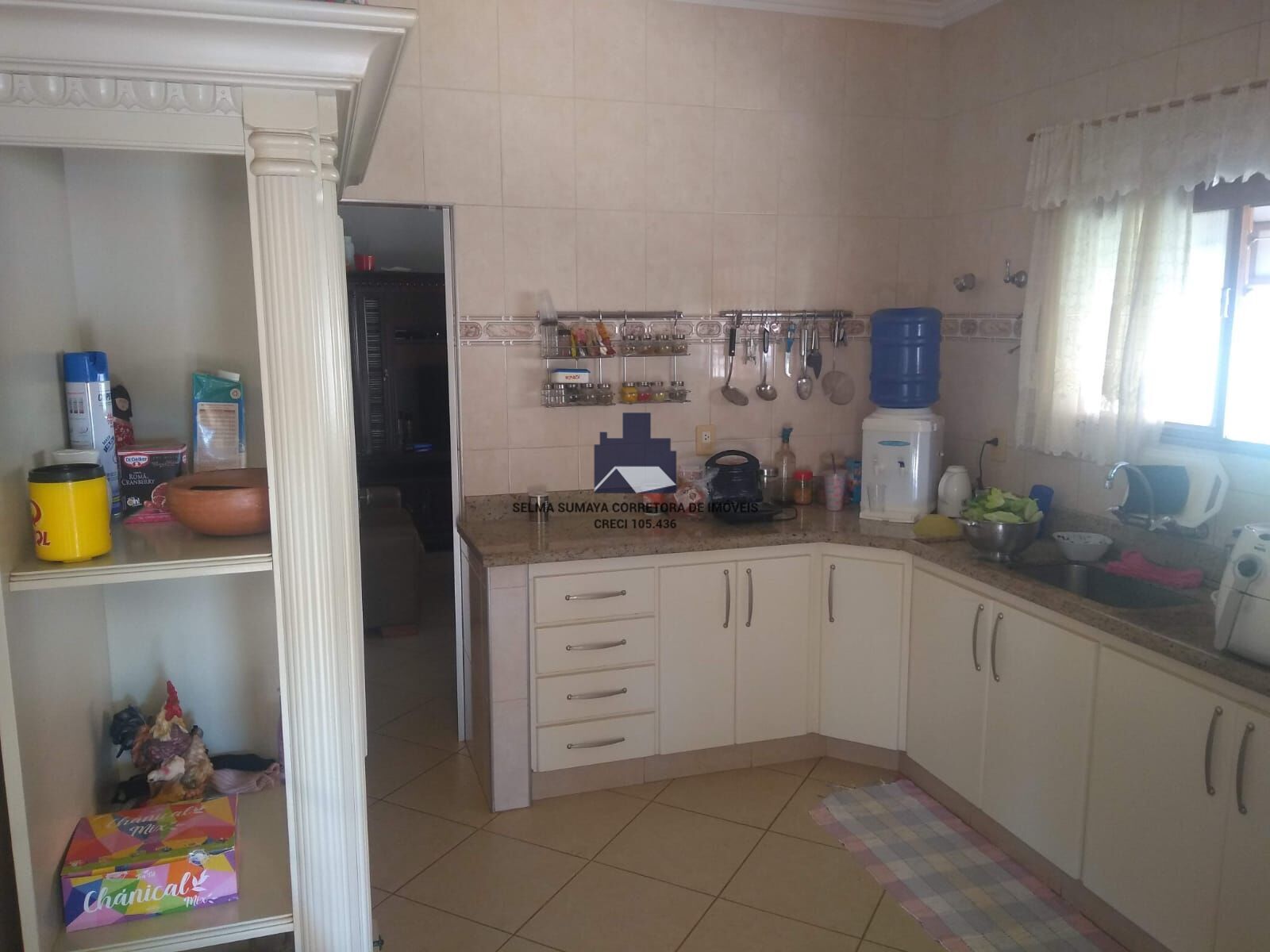 Casa com 3 quartos à venda, 300m² — foto 13 de 15