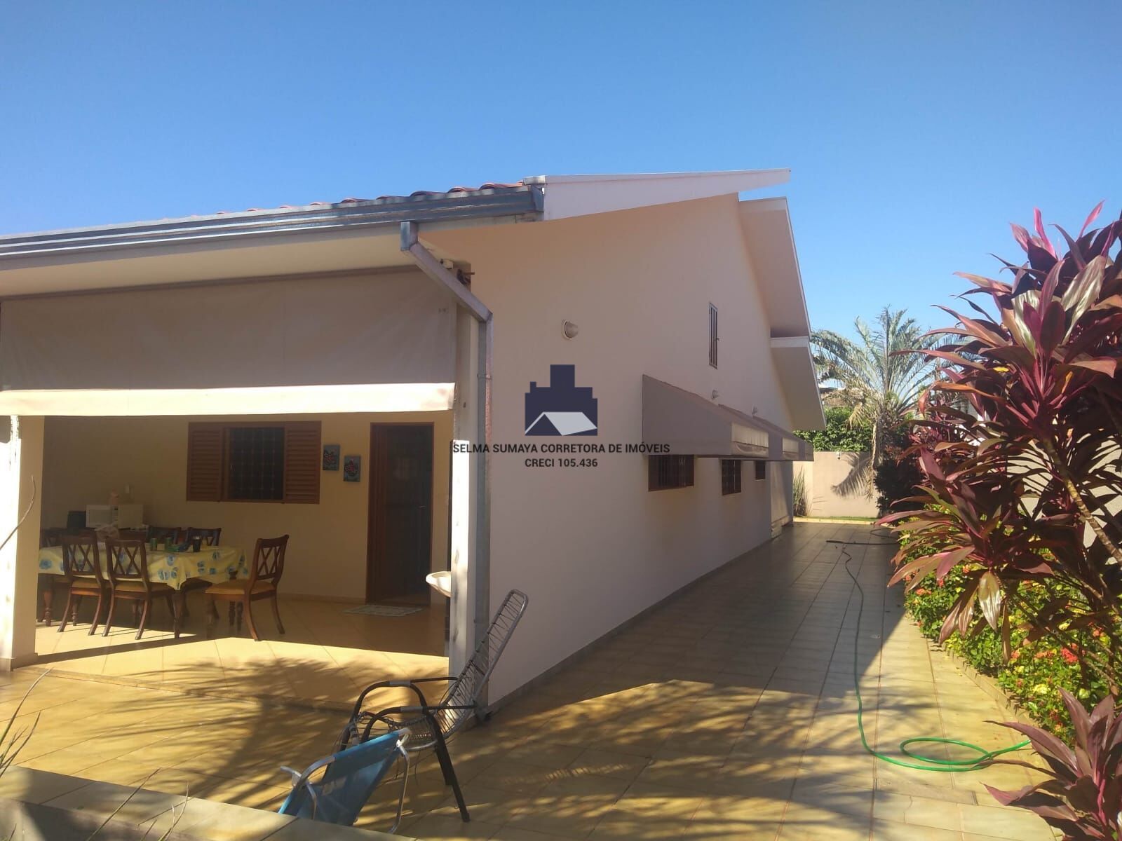Casa com 3 quartos à venda, 300m² — foto 11 de 15