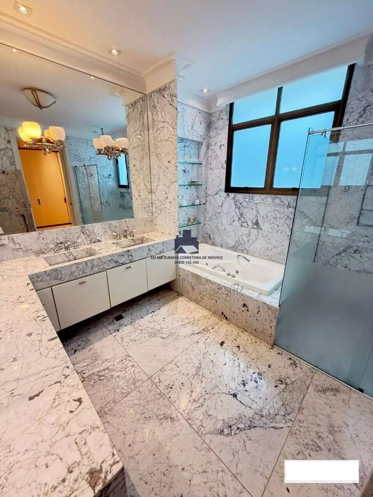 Casa de Condomínio com 3 quartos à venda, 380m² — foto 13 de 17
