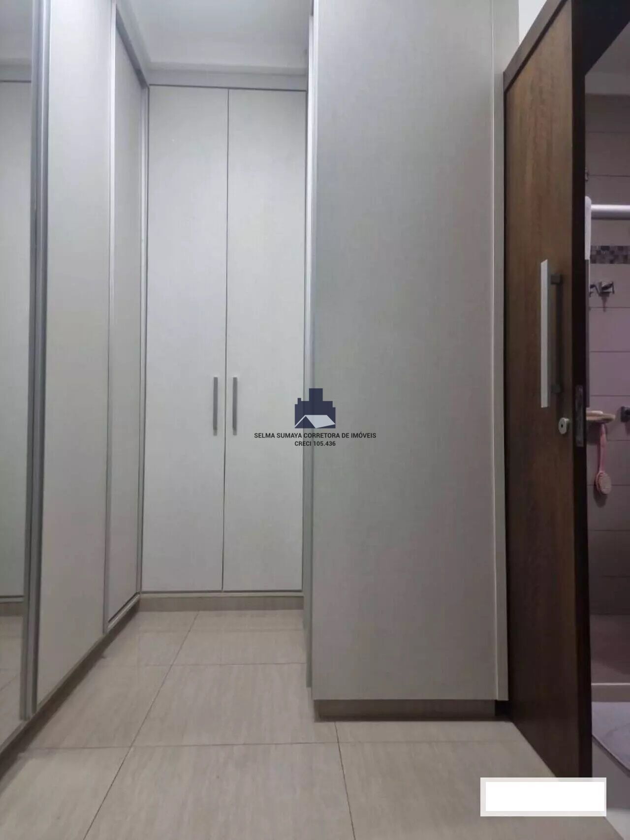 Casa de Condomínio com 3 quartos à venda, 244m² — foto 17 de 20