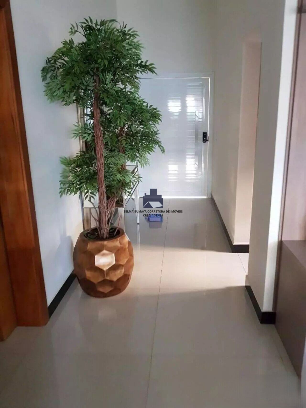 Casa de Condomínio com 3 quartos à venda, 246m² — foto 13 de 23