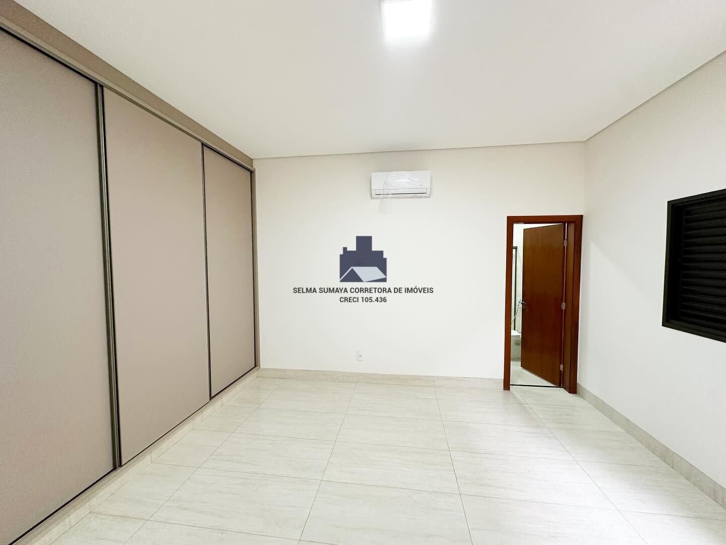 Casa de Condomínio com 3 quartos à venda, 257m² — foto 12 de 21