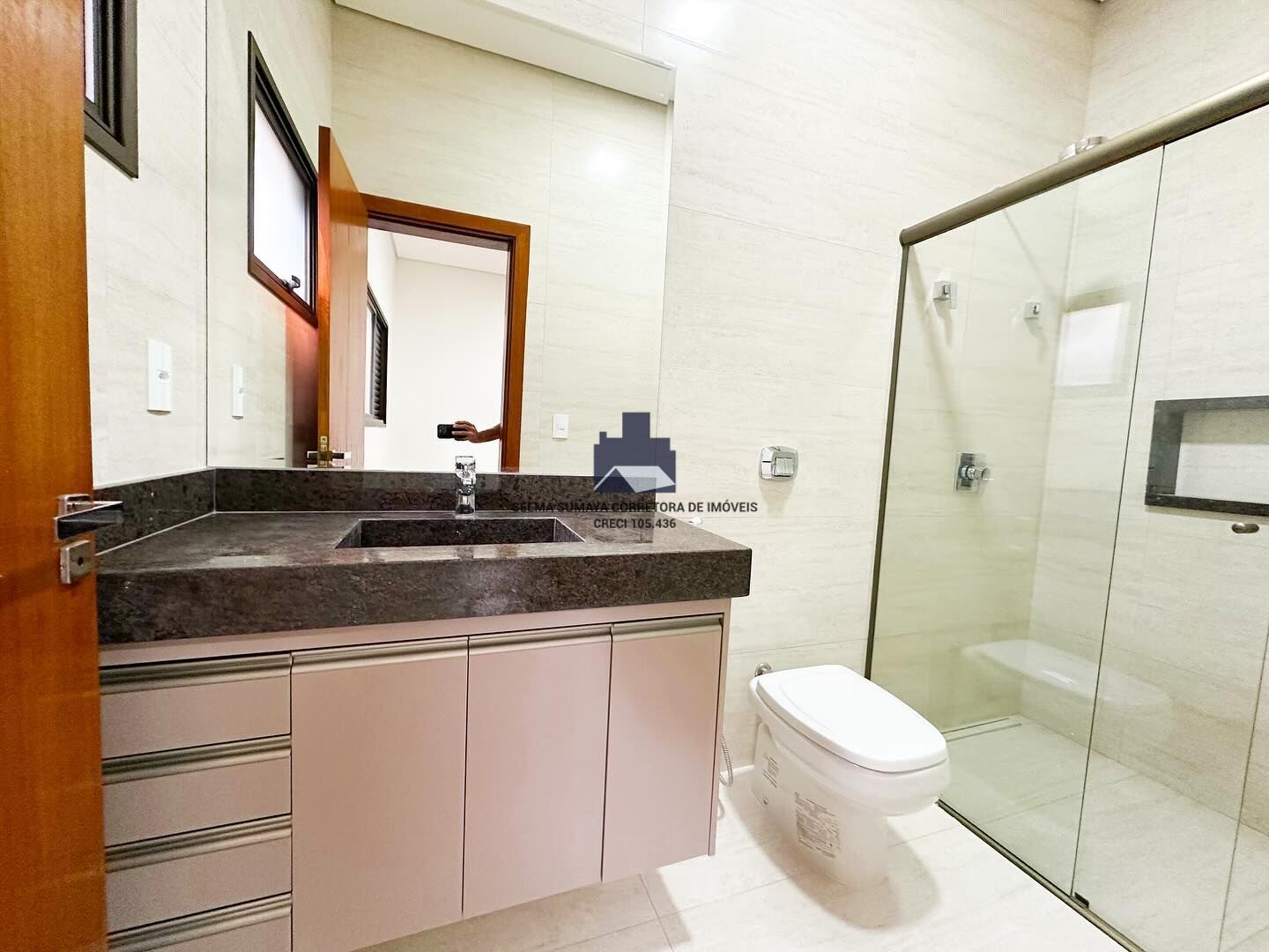 Casa de Condomínio com 3 quartos à venda, 257m² — foto 13 de 21