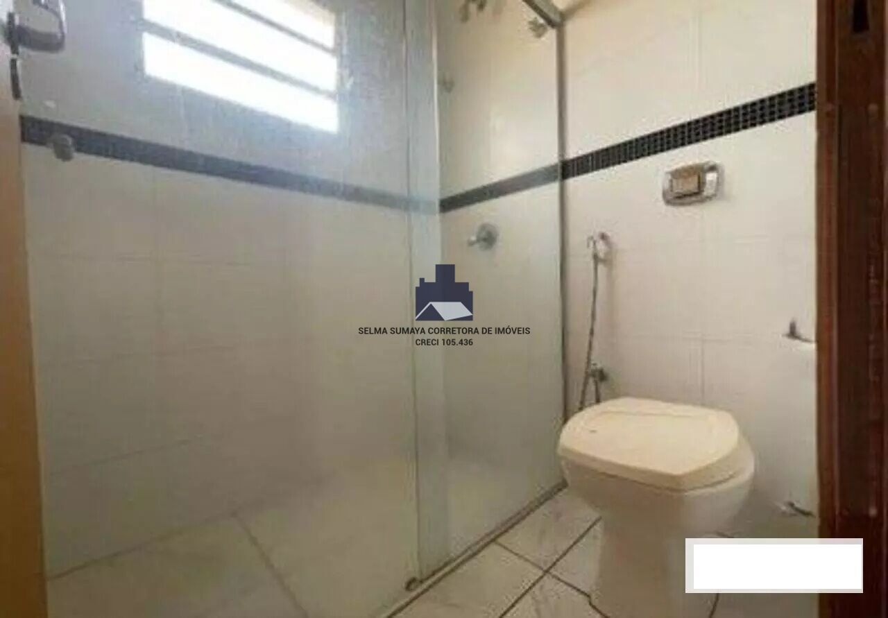 Casa com 3 quartos à venda, 232m² — foto 23 de 25