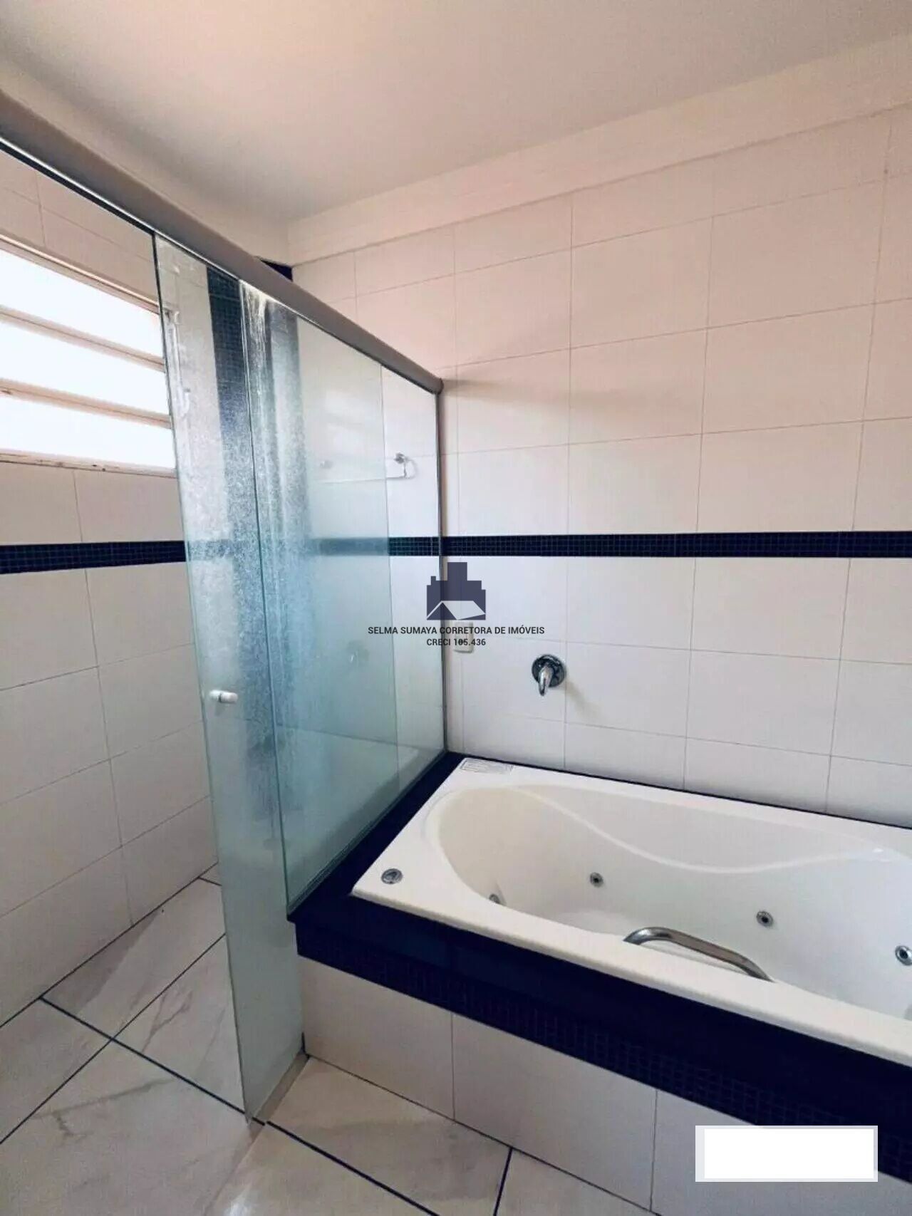 Casa com 3 quartos à venda, 232m² — foto 4 de 25