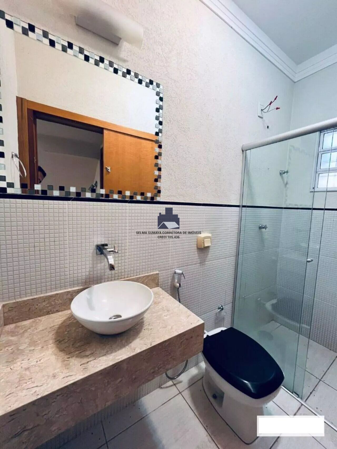 Casa com 3 quartos à venda, 232m² — foto 20 de 25