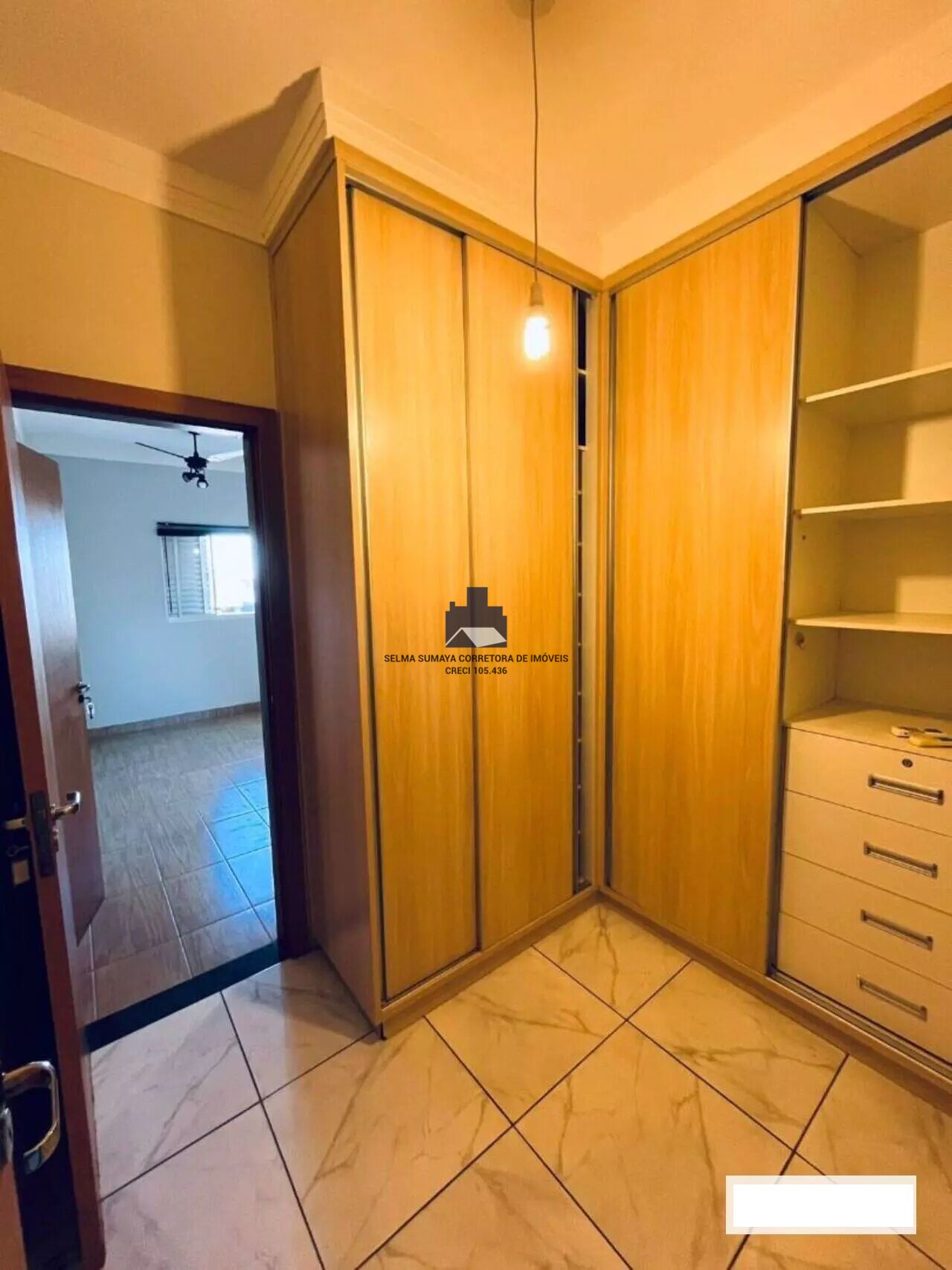 Casa com 3 quartos à venda, 232m² — foto 8 de 25