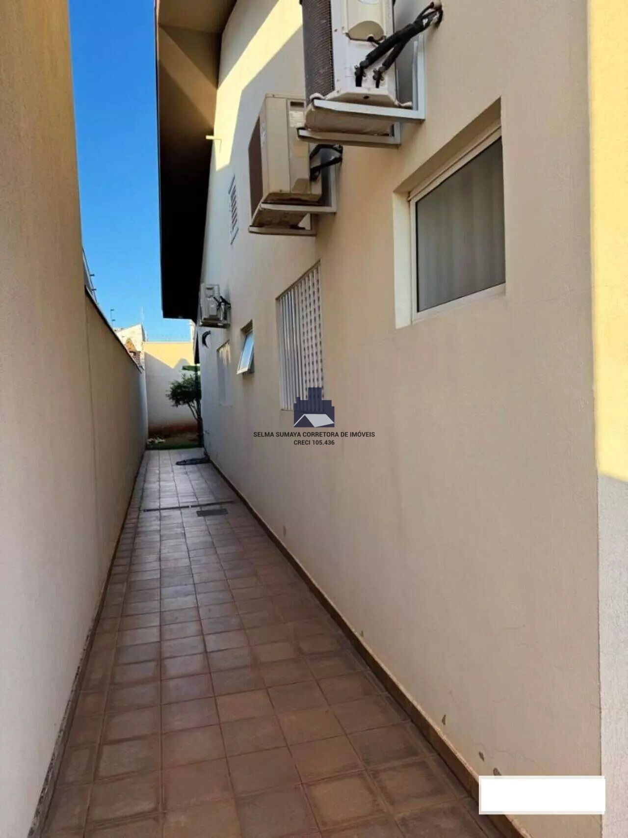 Casa com 3 quartos à venda, 233m² — foto 12 de 17