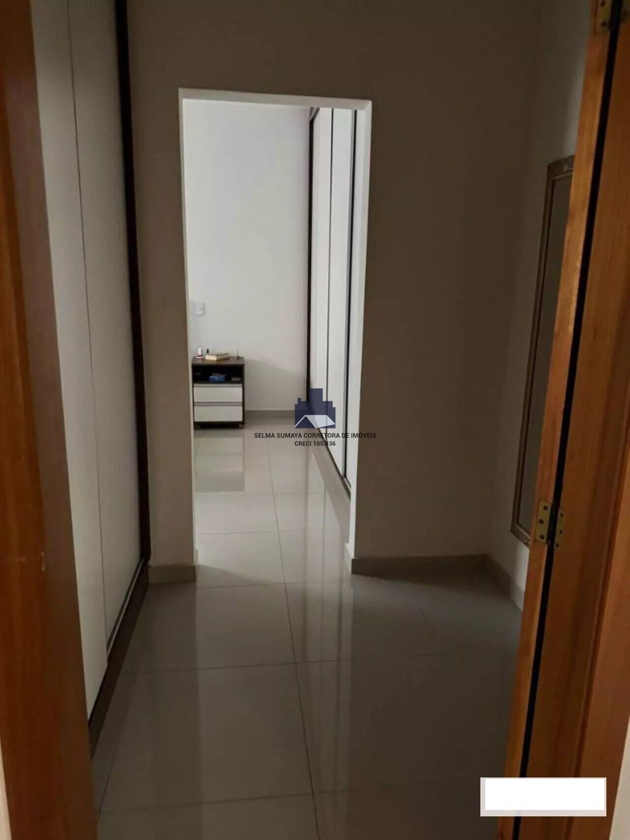 Casa com 3 quartos à venda, 233m² — foto 10 de 17