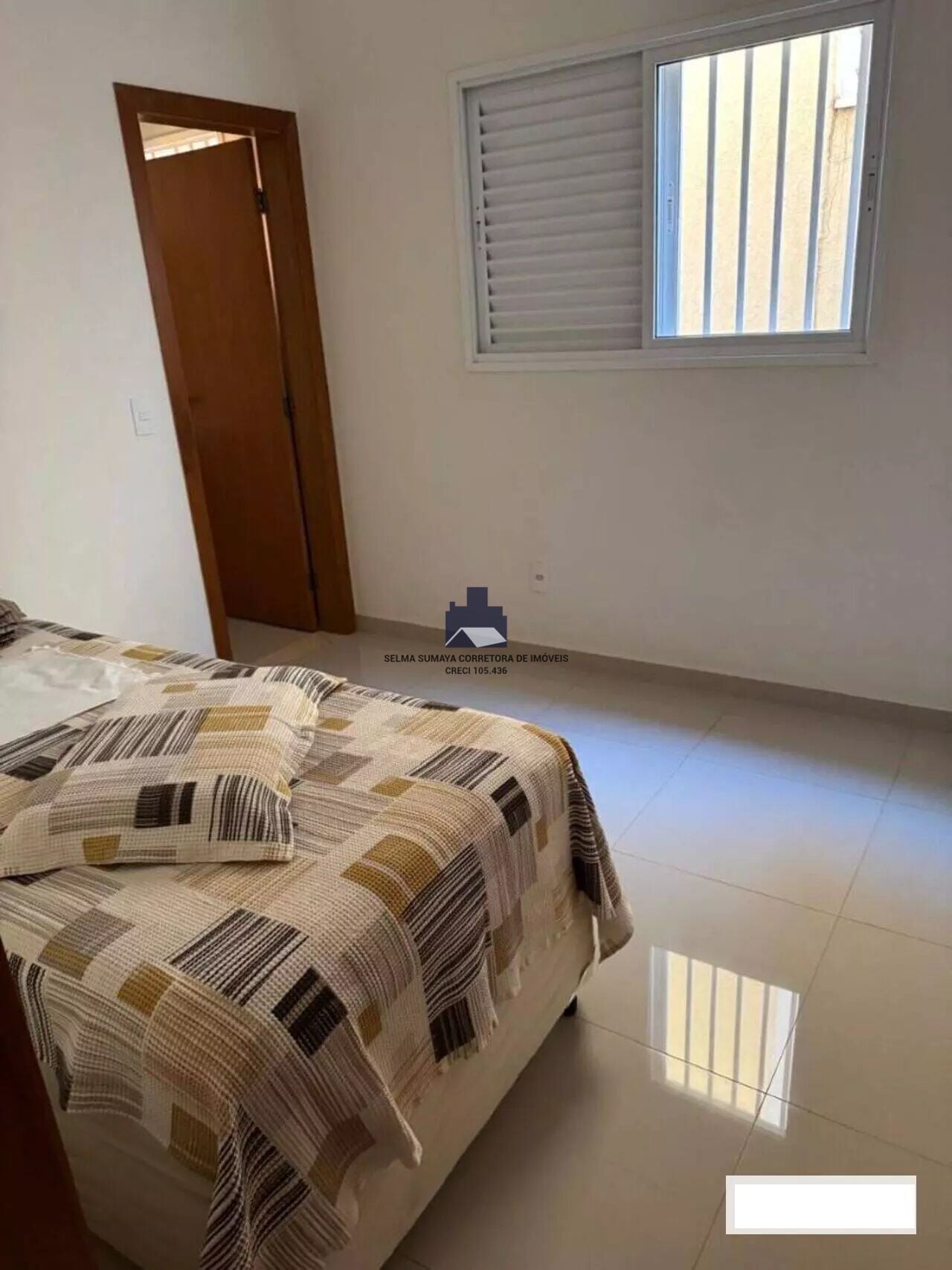Casa com 3 quartos à venda, 233m² — foto 15 de 17