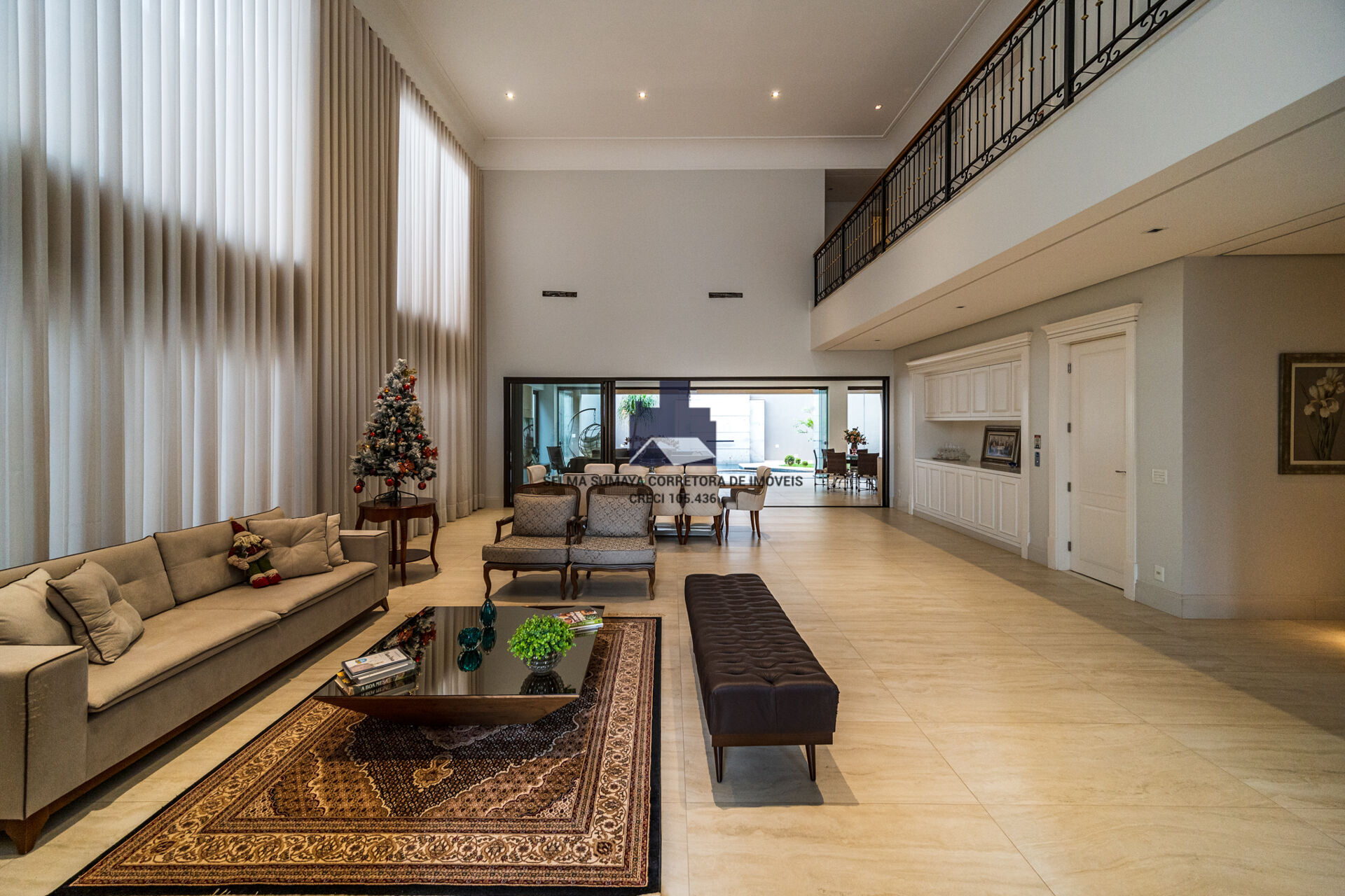 Casa de Condomínio com 6 quartos à venda, 800m² — foto 4 de 50