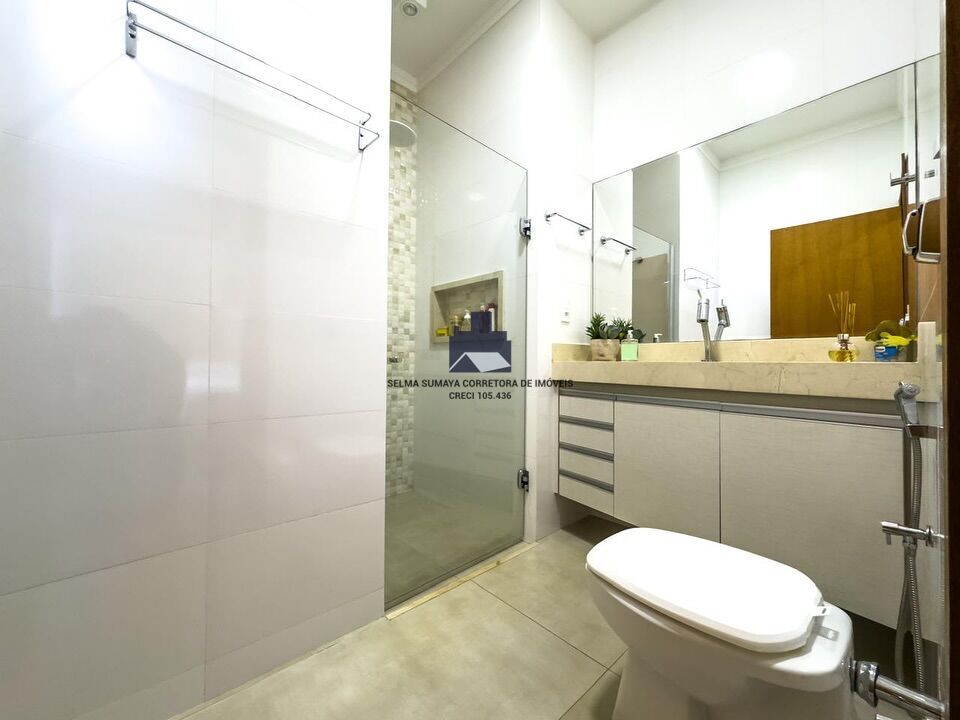Casa de Condomínio com 3 quartos à venda, 254m² — foto 15 de 18