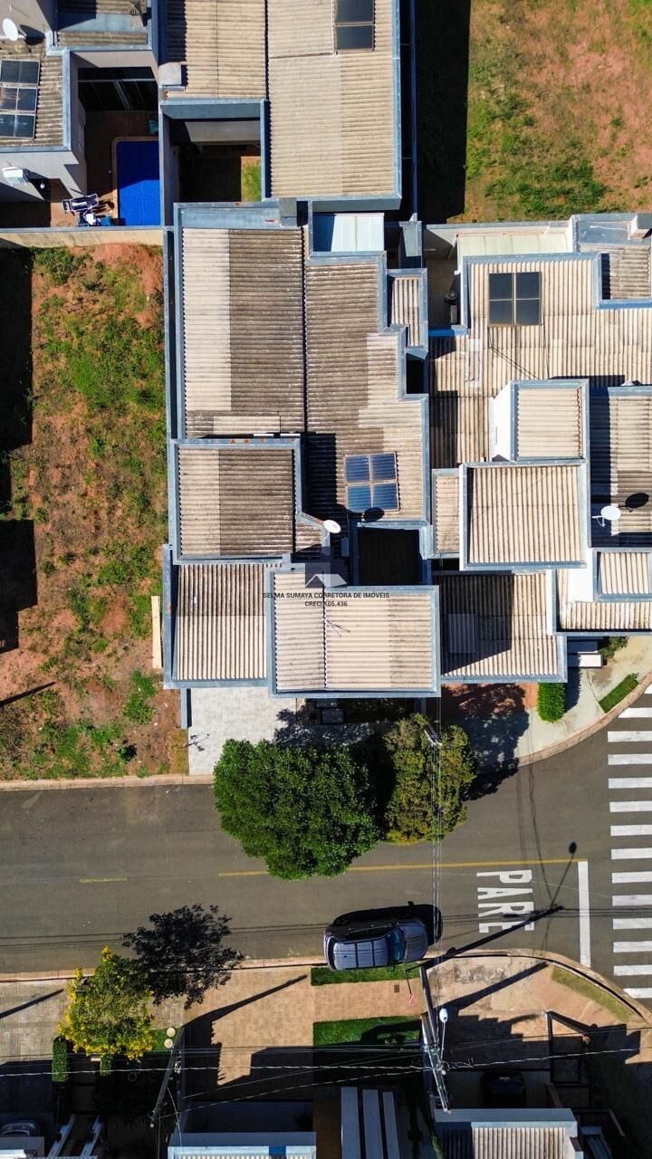 Casa de Condomínio com 3 quartos à venda, 130m² — foto 11 de 23