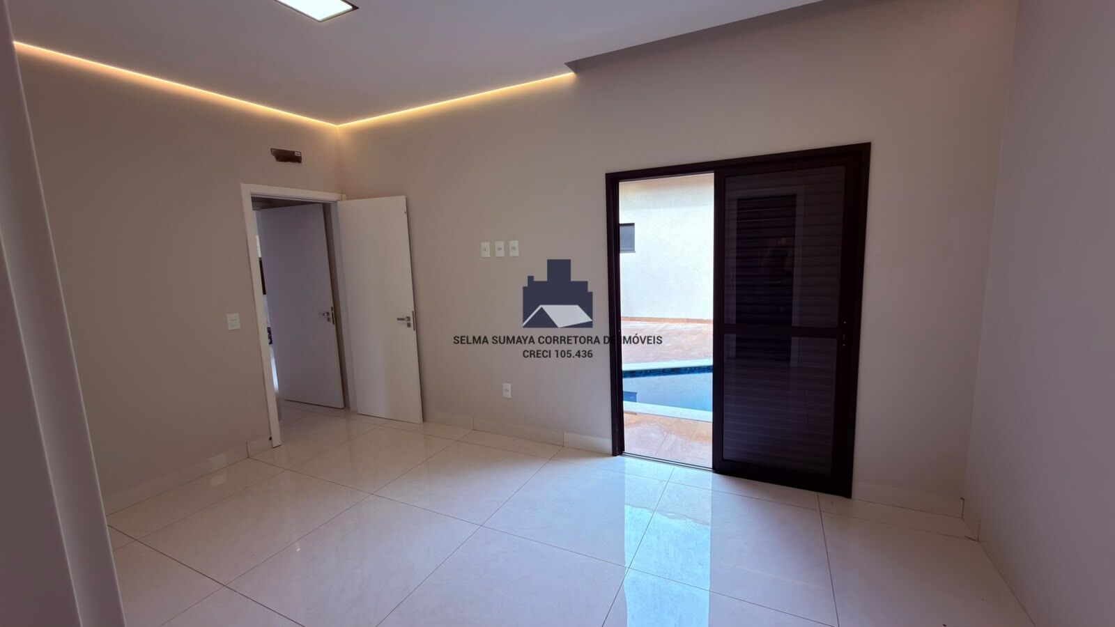 Casa de Condomínio com 3 quartos à venda, 185m² — foto 4 de 30