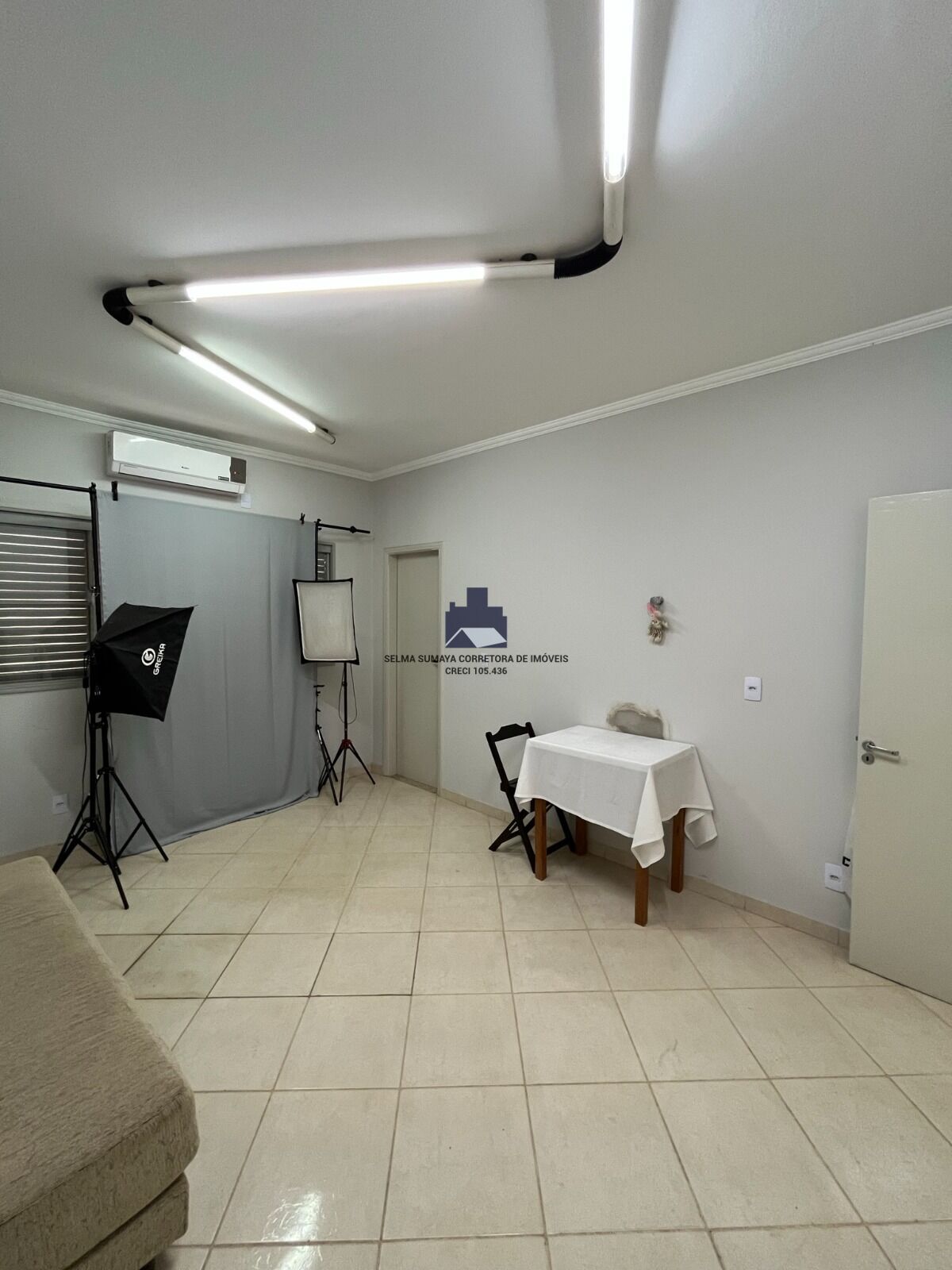 Casa com 3 quartos à venda, 236m² — foto 7 de 12