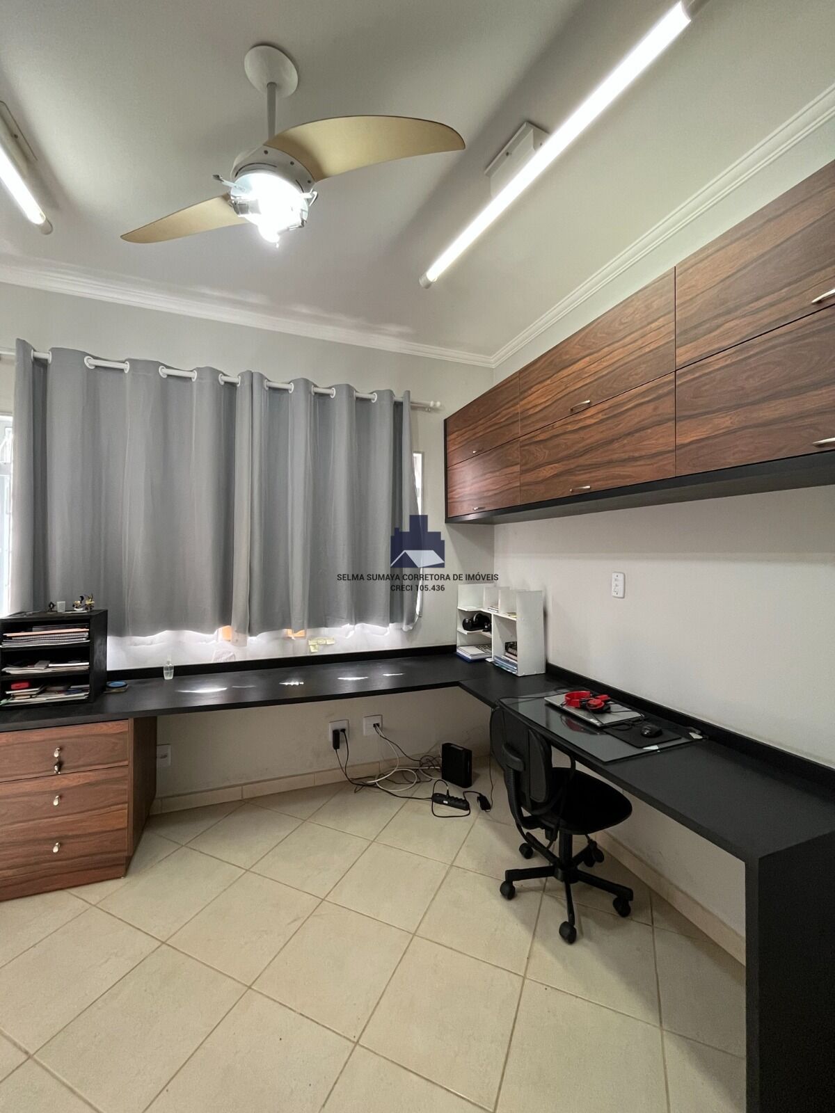 Casa com 3 quartos à venda, 236m² — foto 4 de 12