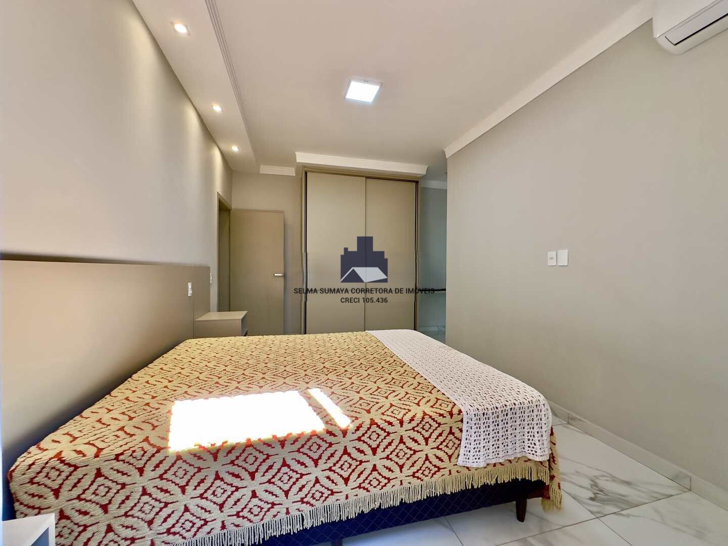 Casa de Condomínio com 3 quartos à venda, 247m² — foto 13 de 18