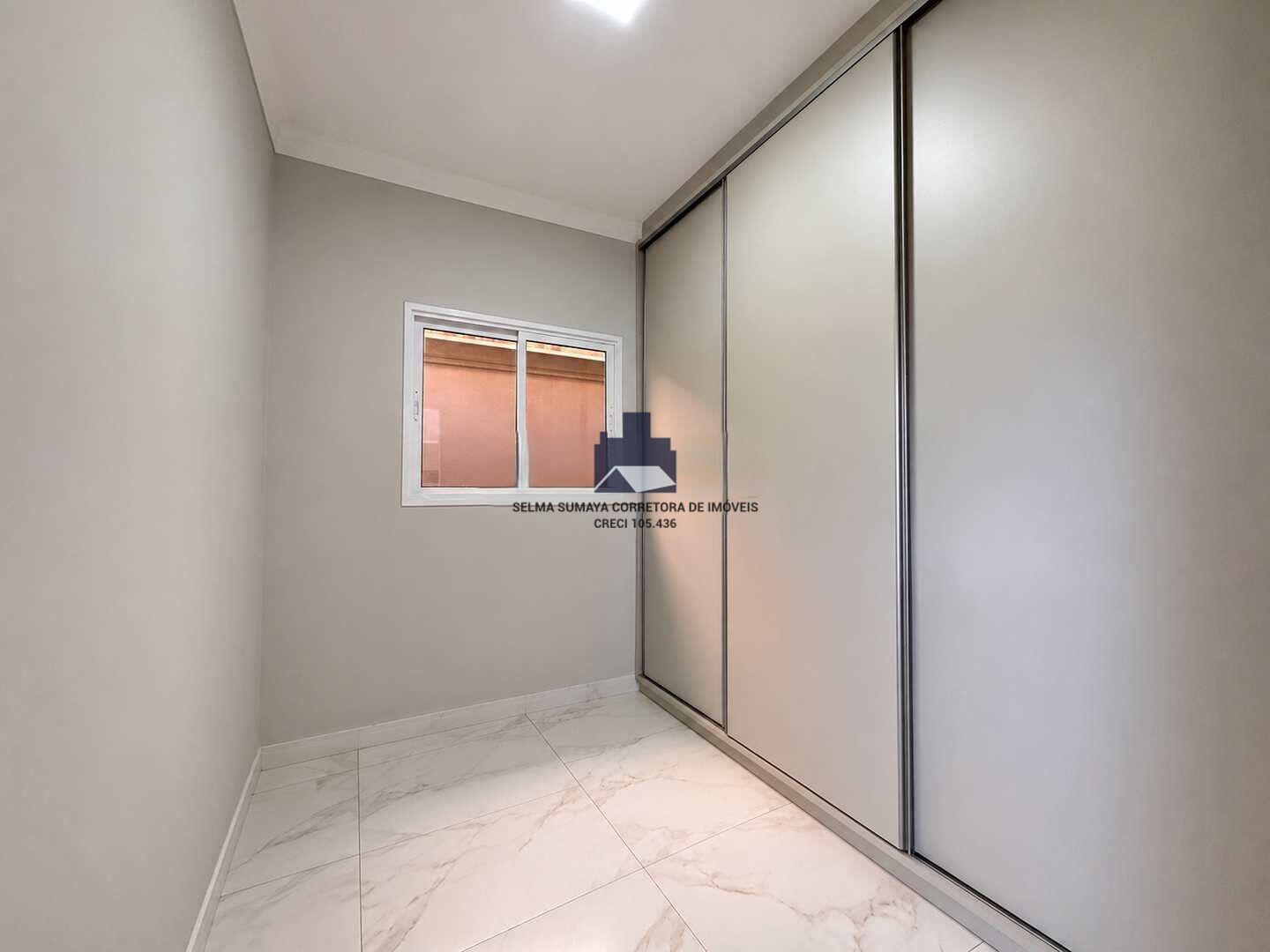 Casa de Condomínio com 3 quartos à venda, 247m² — foto 16 de 18