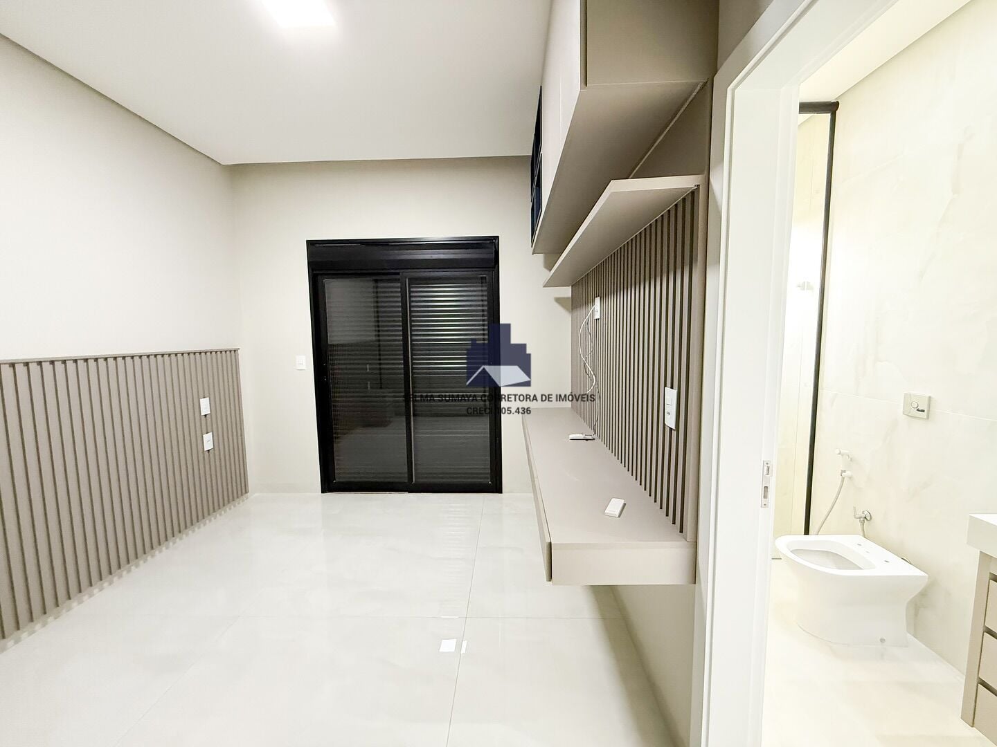 Casa de Condomínio com 4 quartos à venda, 310m² — foto 9 de 19