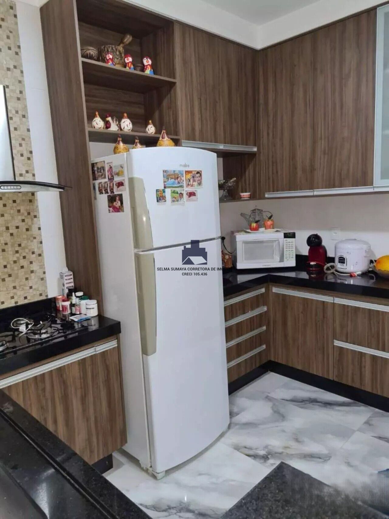 Casa de Condomínio com 3 quartos à venda, 250m² — foto 16 de 23