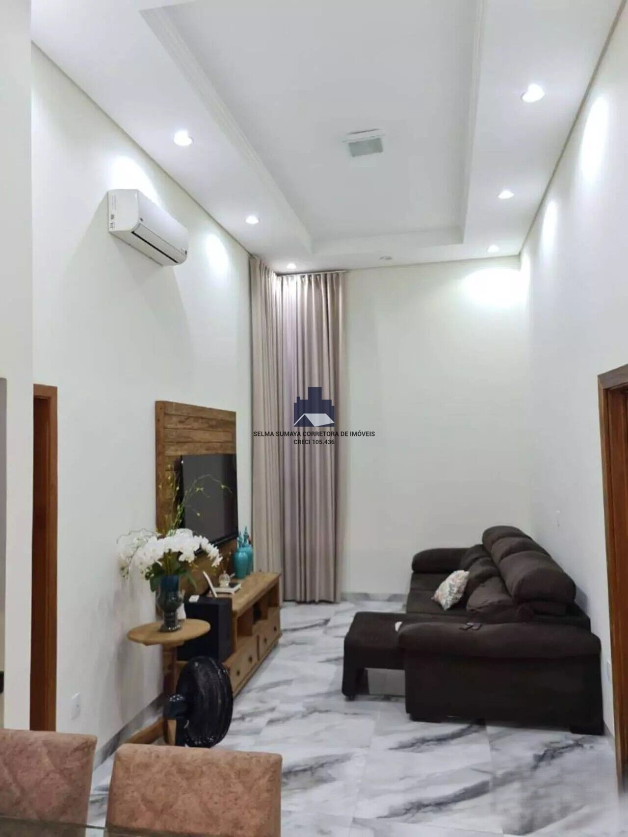 Casa de Condomínio com 3 quartos à venda, 250m² — foto 15 de 23
